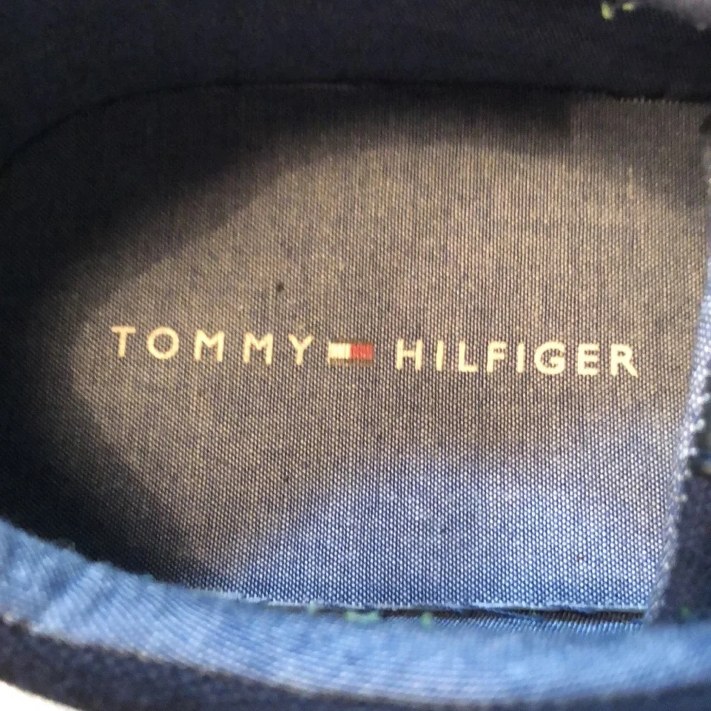 Tommy Hilfiger sneakers size 10.5